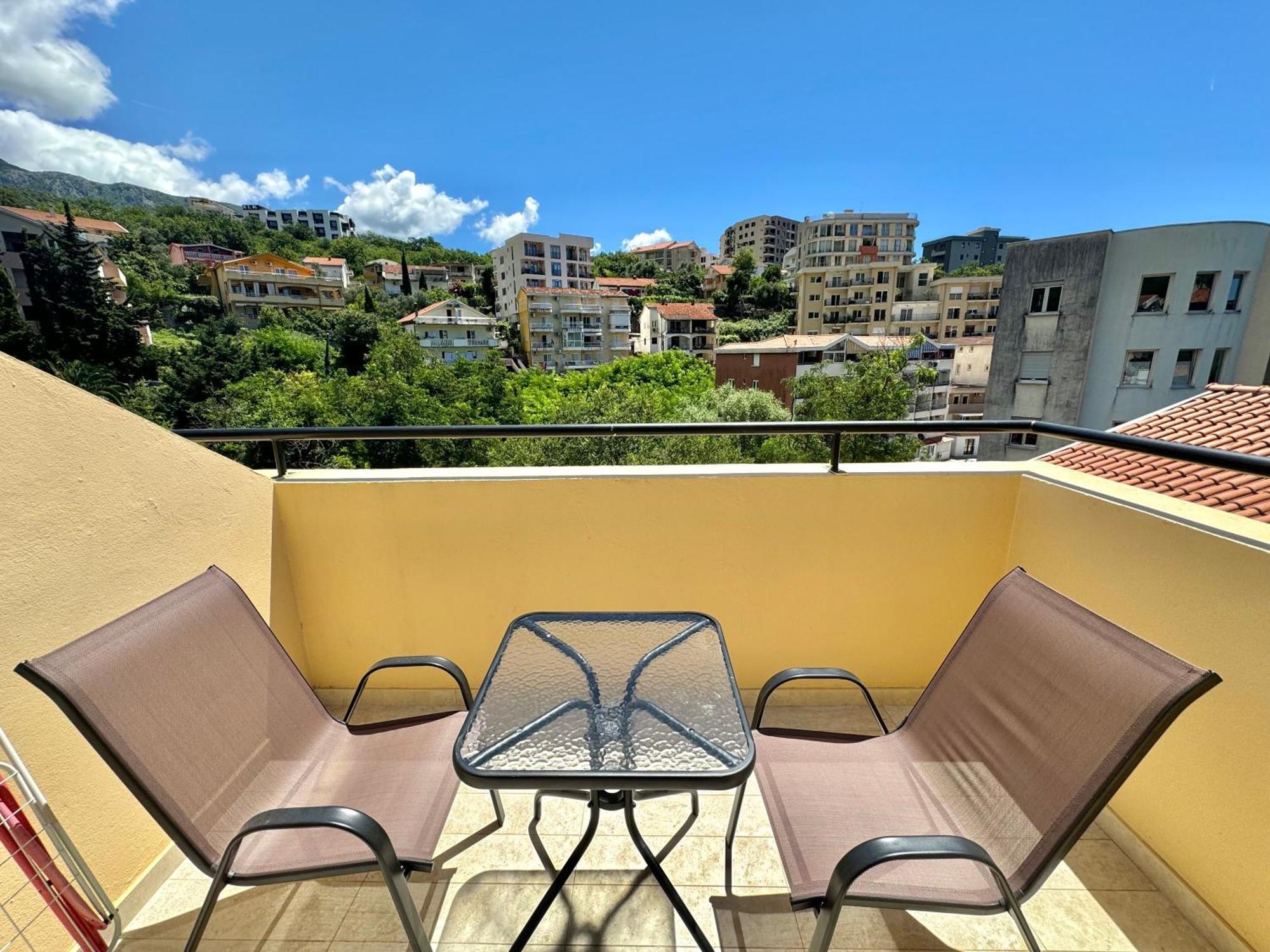 For-A Apartmani Bečići Dış mekan fotoğraf