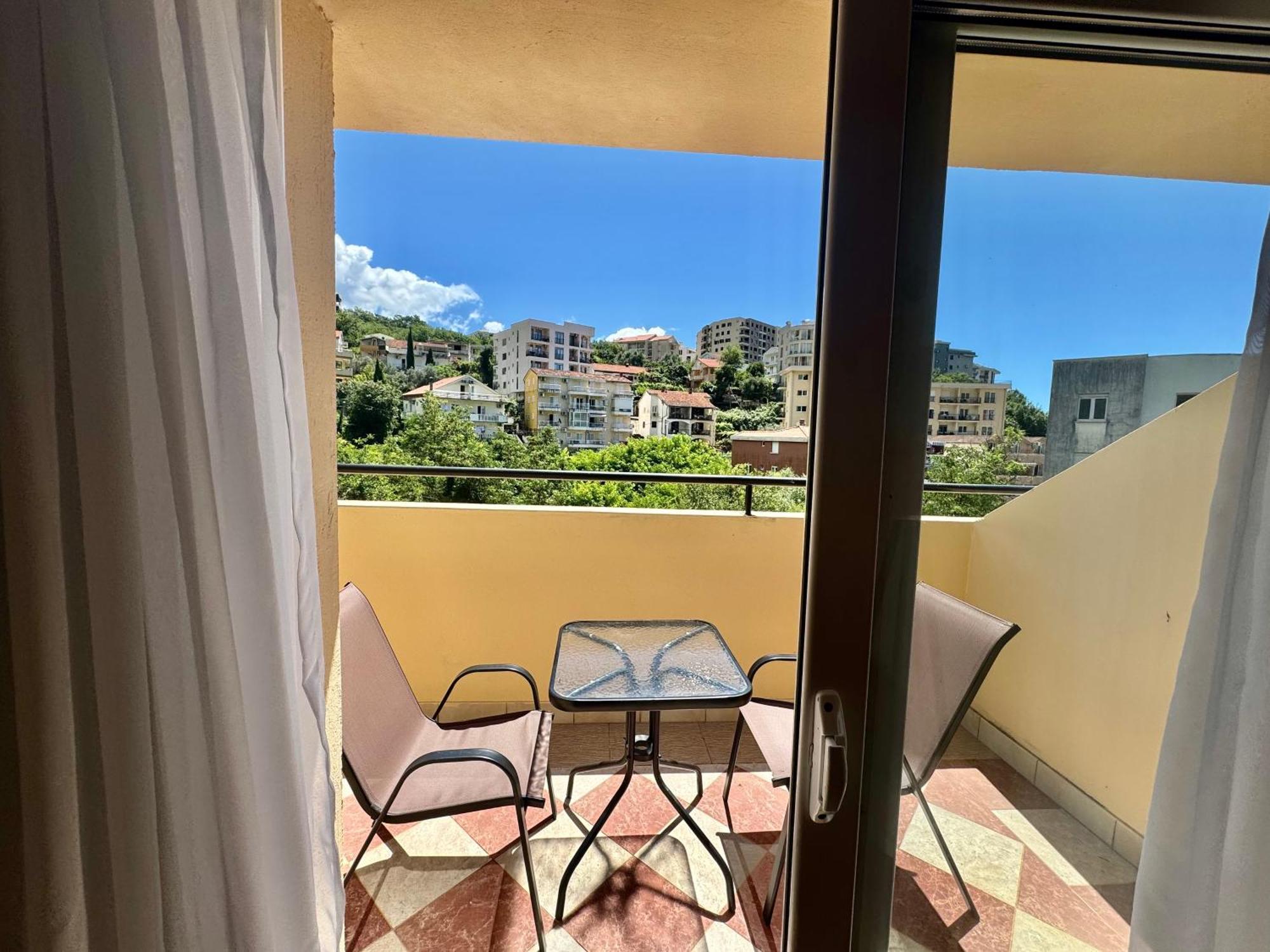 For-A Apartmani Bečići Dış mekan fotoğraf